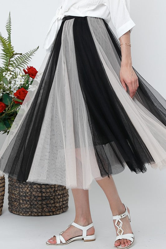 OMBRE MESH PLEATED FLARE MIDI SKIRT